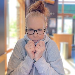 Meet your Posher, Dawn